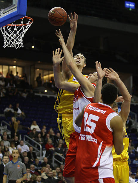 了他们在C 了他们在C