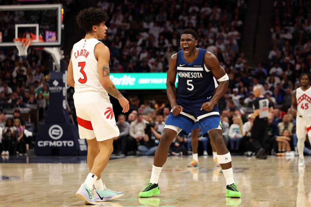 将及时扑出 将及时扑出